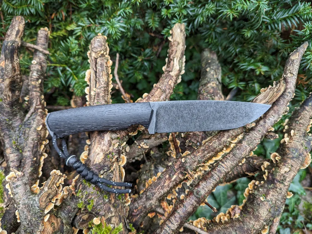 Couteau de camp artisanal morta entier – Atelier sous l’éclipse